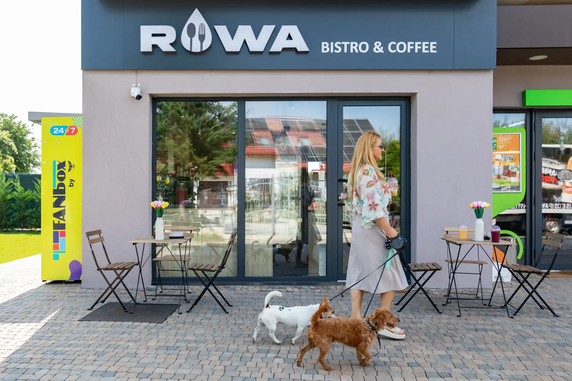 Bistro and Coffee Rowa din Class Park